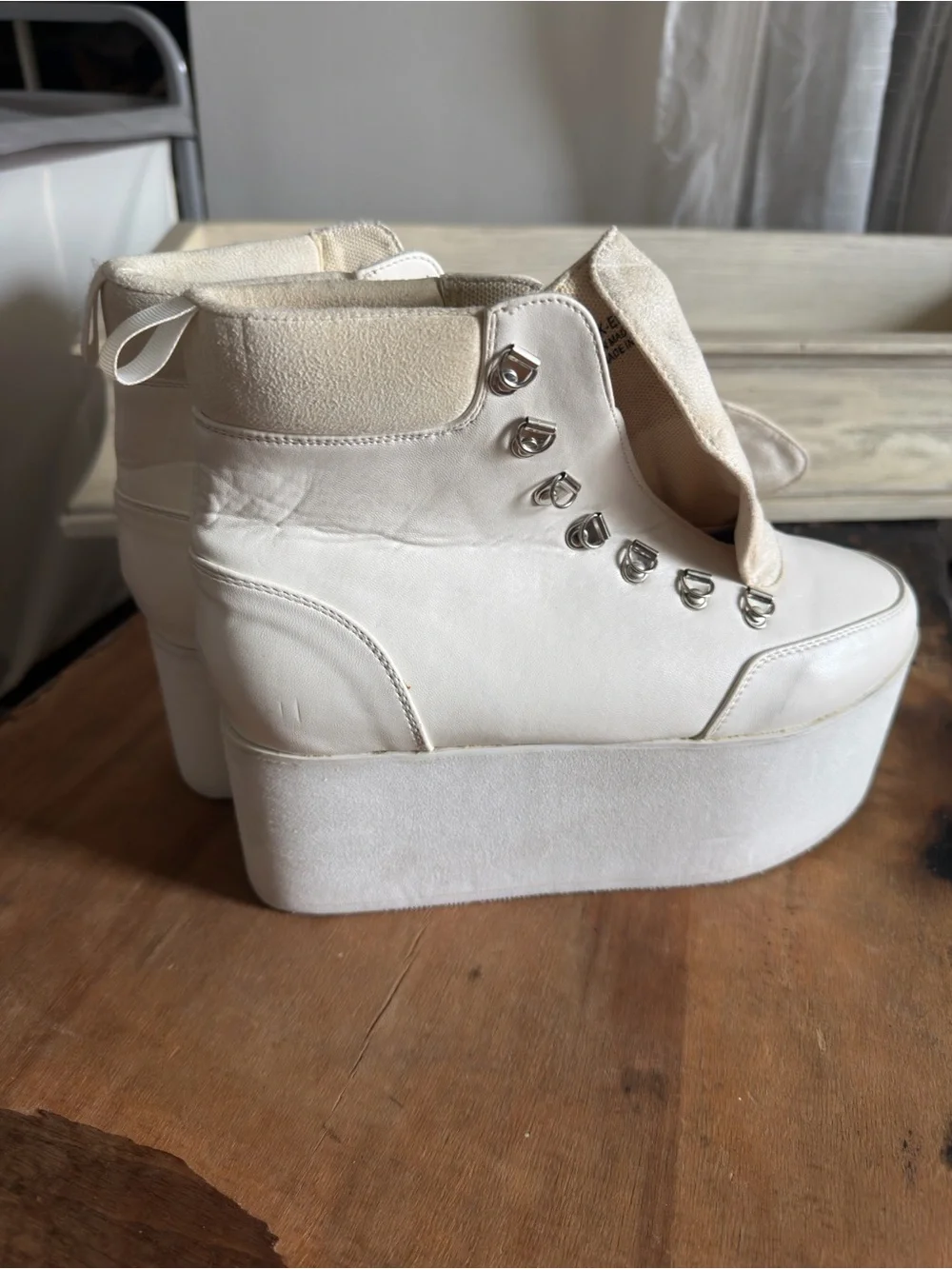 N.Y.L.A. Lunar / All Time High ankle platform boots BK-E909 in white Dolls Kill